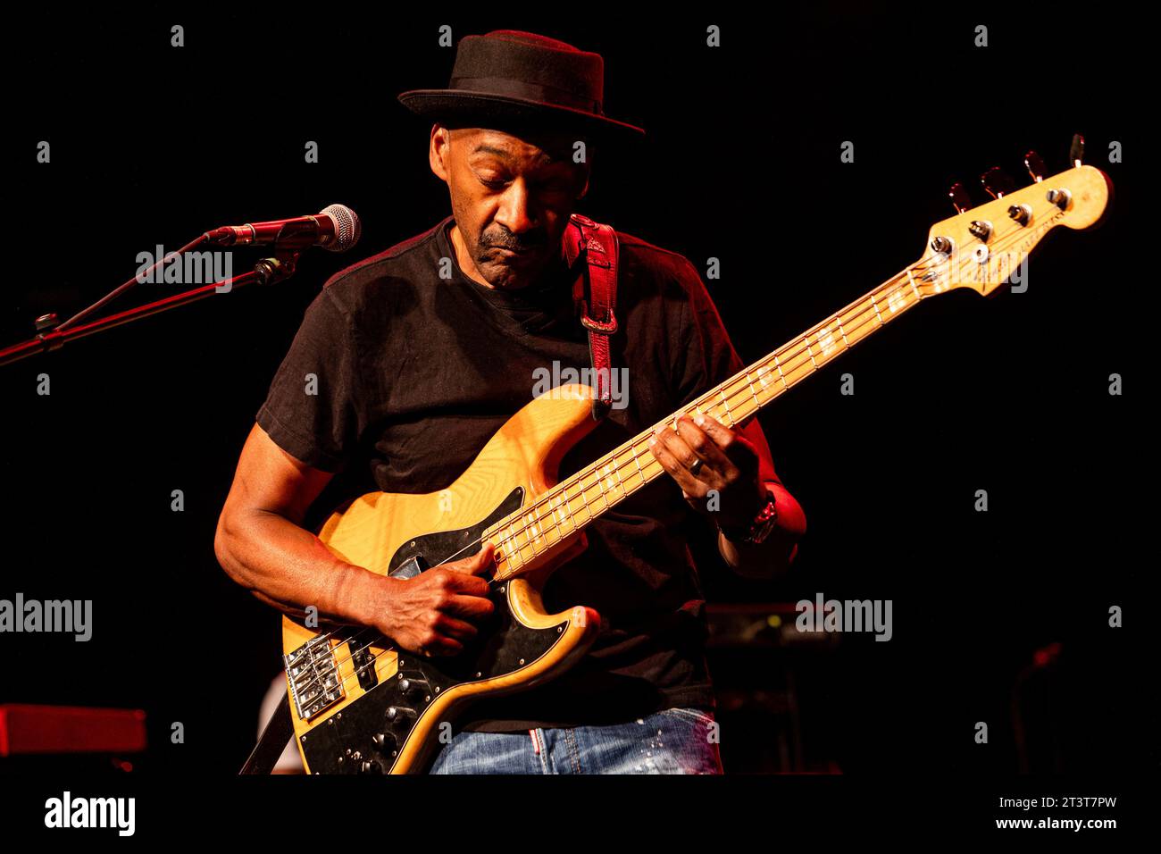 Marcus Miller in concert Stock Photo Alamy