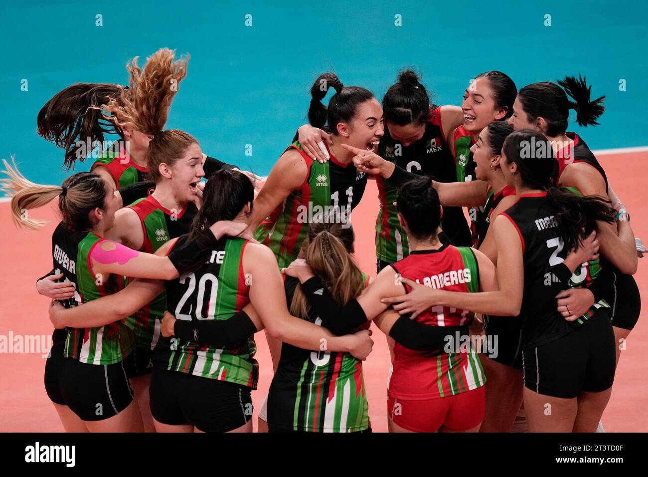 Mexico's players celebrate after defeating Argentina to win the bronze ...