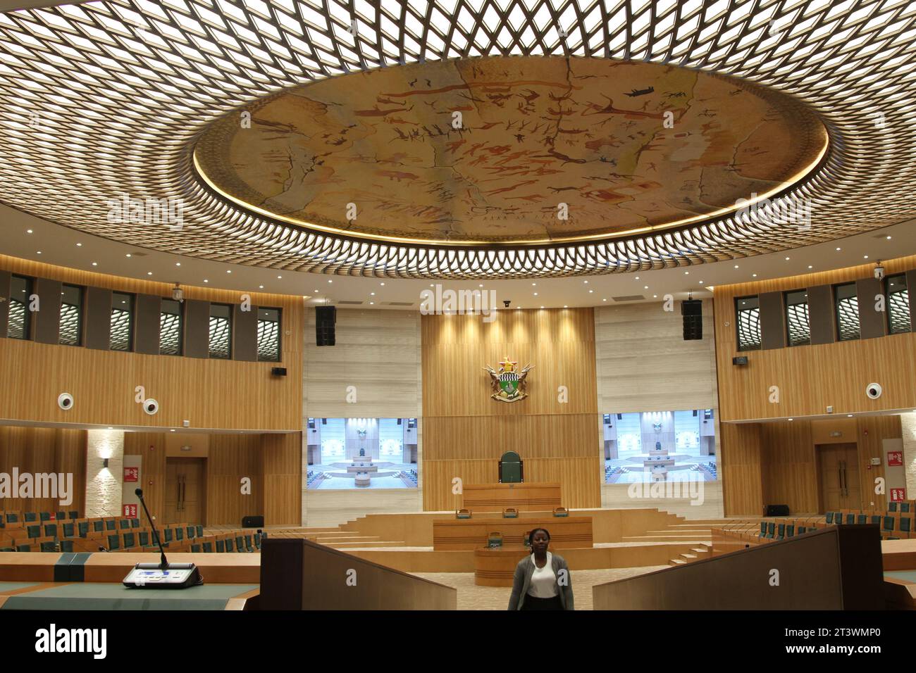 Zimbabwe parliament building hi-res stock photography and images - Alamy