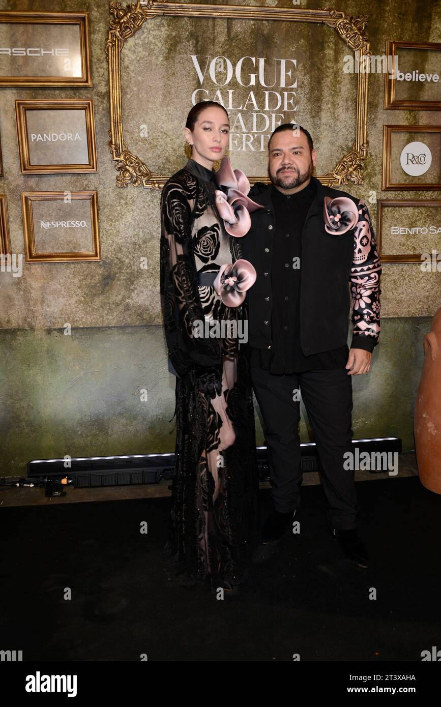 October 27, 2023, Mexico City, Ciudad de Mexico, Mexico: October 26, 2023, Mexico City, Mexico: Benito Santos attends the Black carpet of Vogue: Day of the Dead Gala at Proyecto Publico Prim. on October 26, 2023 in Mexico City, Mexico. (Credit Image: © Carlos Tischler/eyepix via ZUMA Press Wire) EDITORIAL USAGE ONLY! Not for Commercial USAGE! Stock Photo