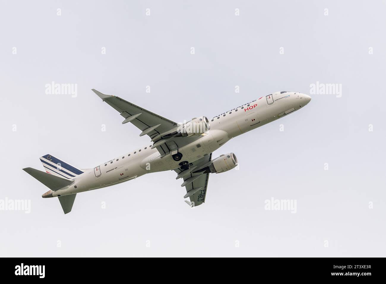 Air France Embraer 190 aircraft FHBLO, takes off from Cork Airport