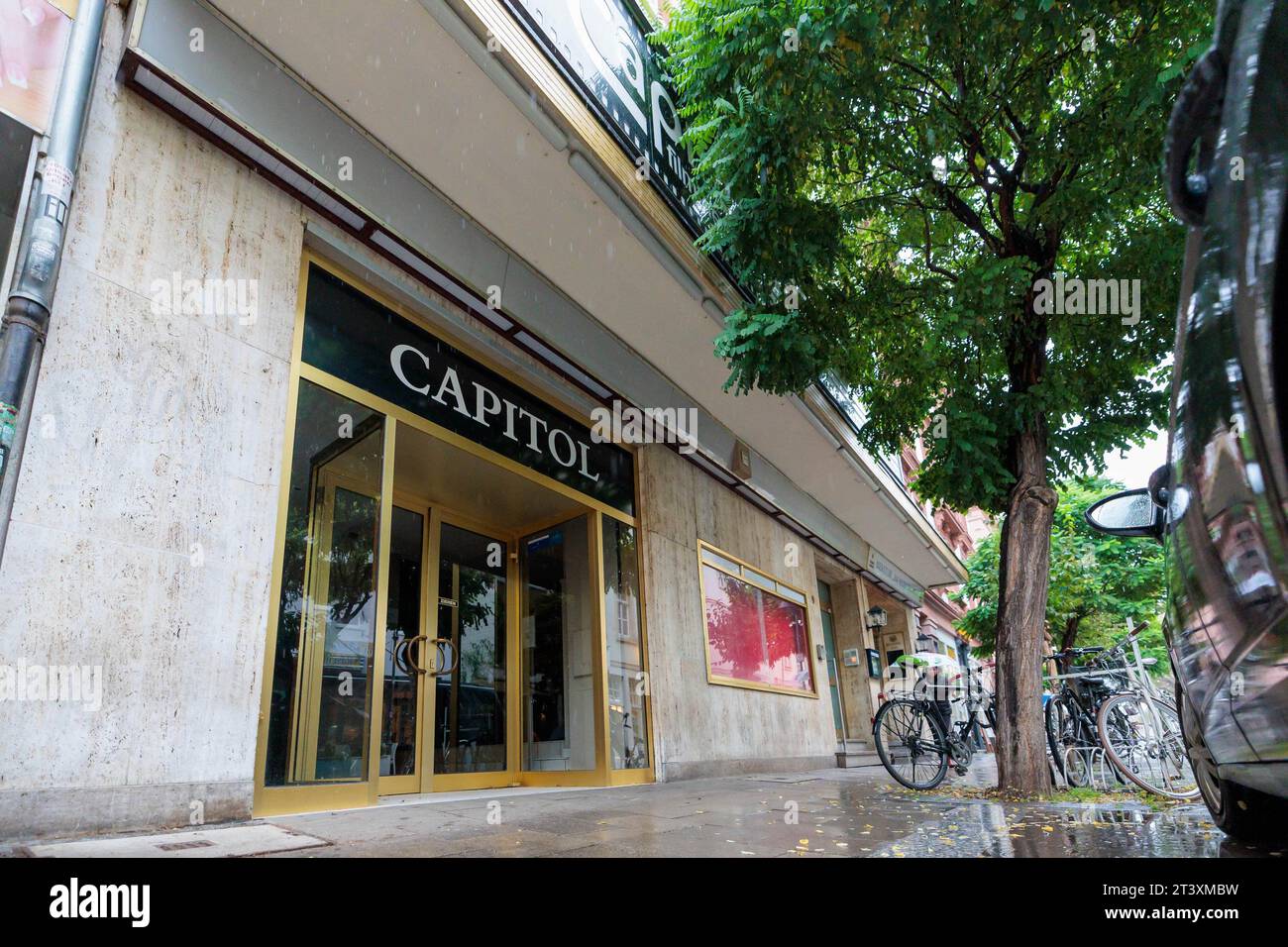 mainz-germany-27th-oct-2023-the-capitol-movie-theater-in