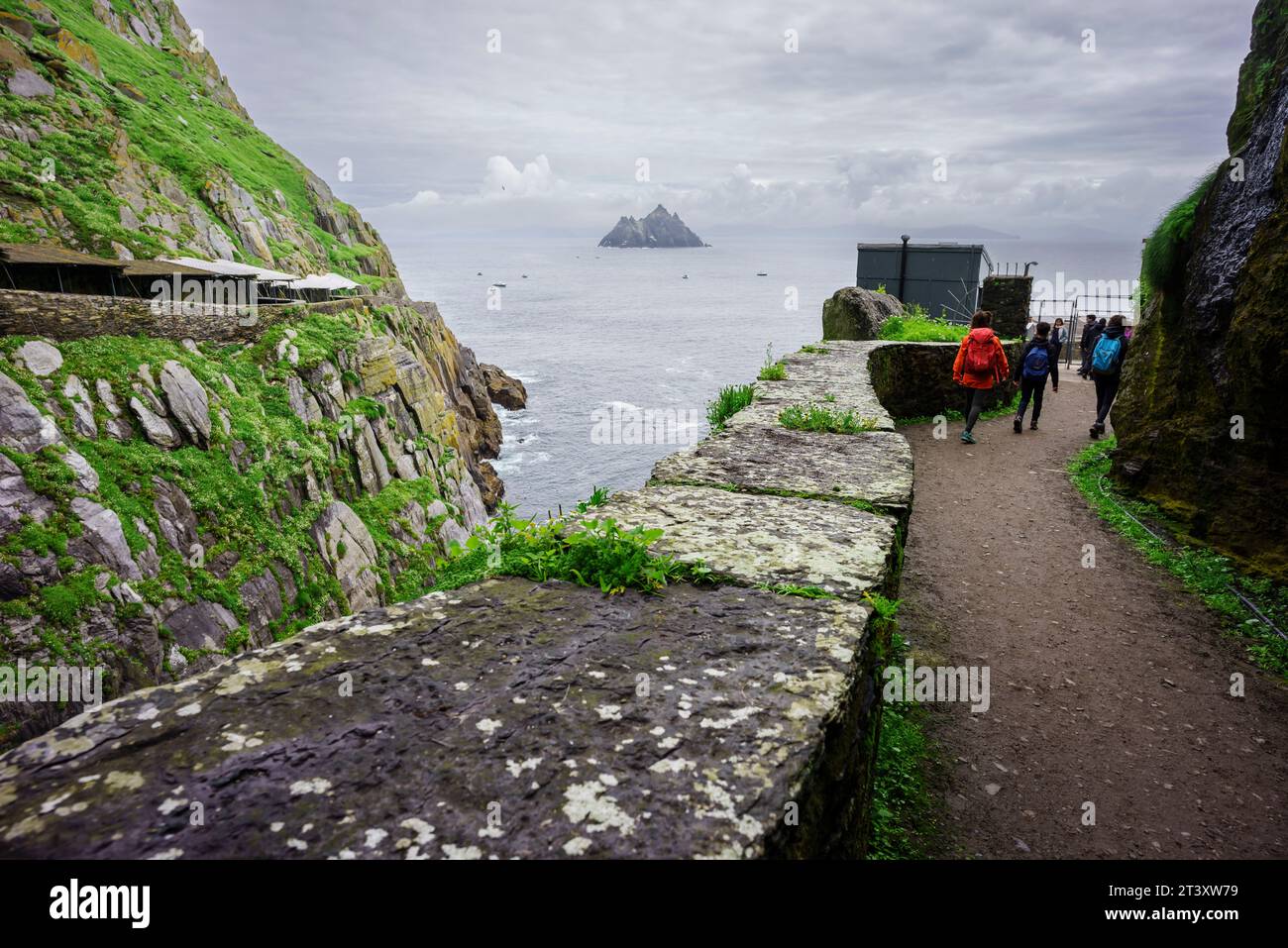 File:Steep steps at Skellig Michael 07.jpg - Wikimedia Commons