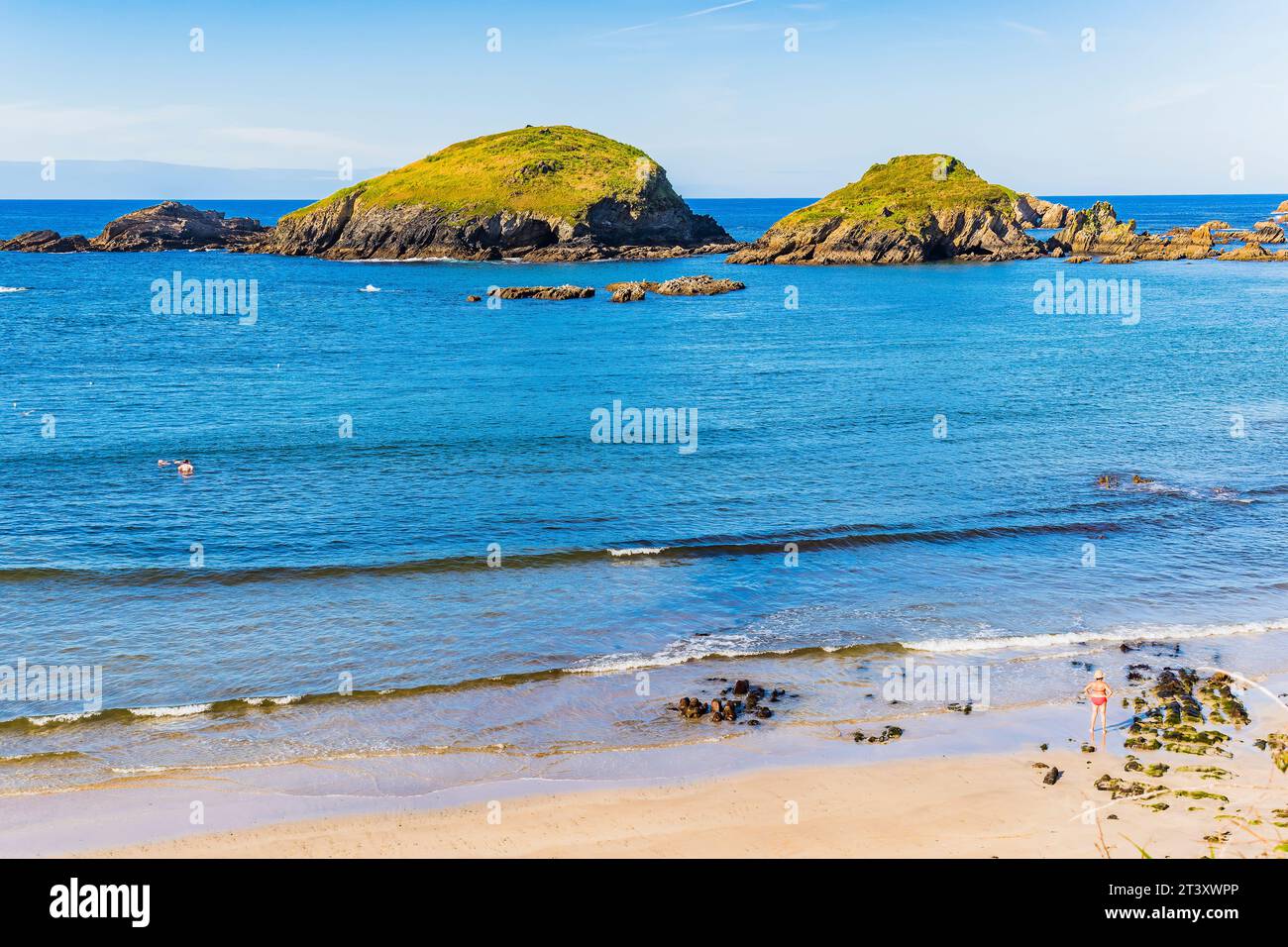 Porcía beach is located in the Asturian council of El Franco and is shared with Tapia de Casariego. Principality of Asturias, Spain, Europe. Stock Photo