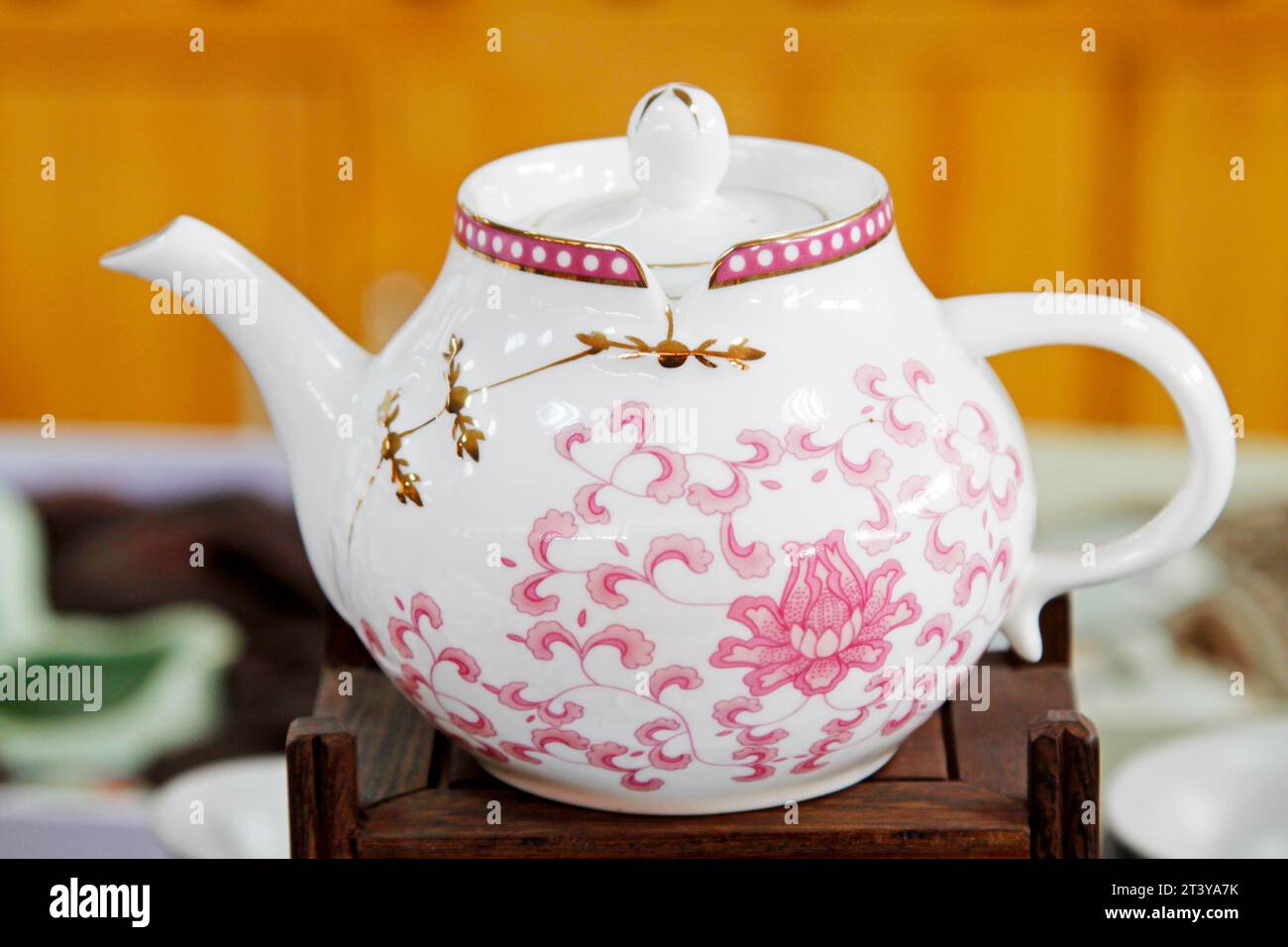 Exquisite works hi-res stock photography and images - Alamy