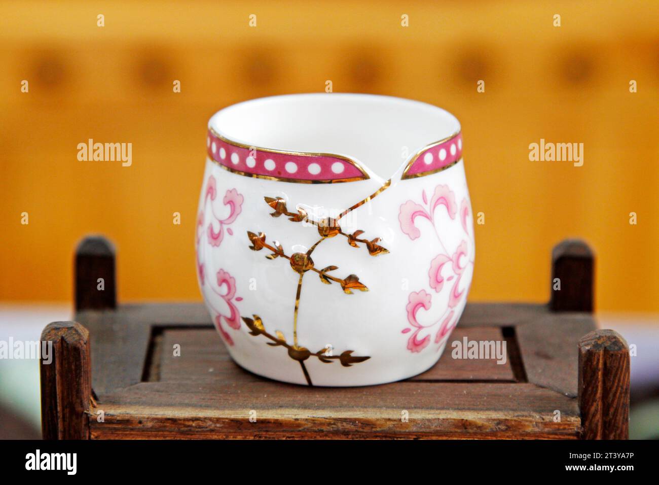Exquisite works hi-res stock photography and images - Alamy