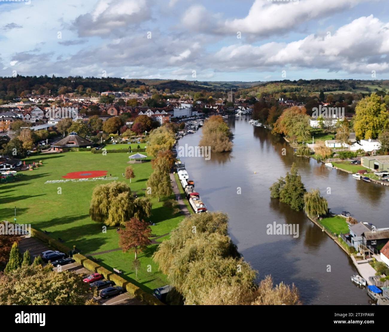 HenleyonThames, United Kingdom. 27th Oct, 2023. UK Weather Aerial