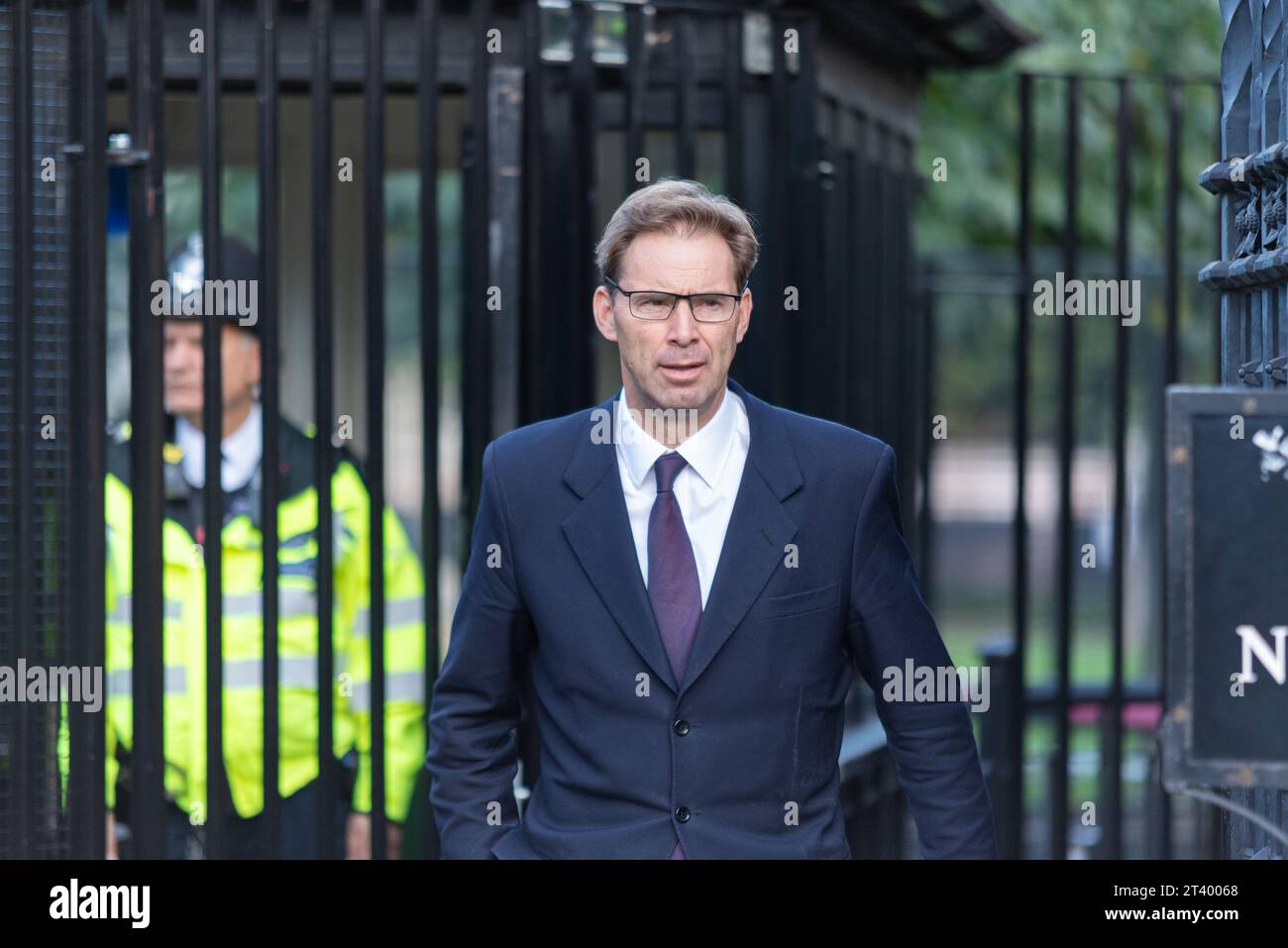 Tobias Ellwood MP, leaving Parliament after sitting on Super Saturday to debate and vote on the Brexit Deal, Letwin Amendment. Tory MP Stock Photo