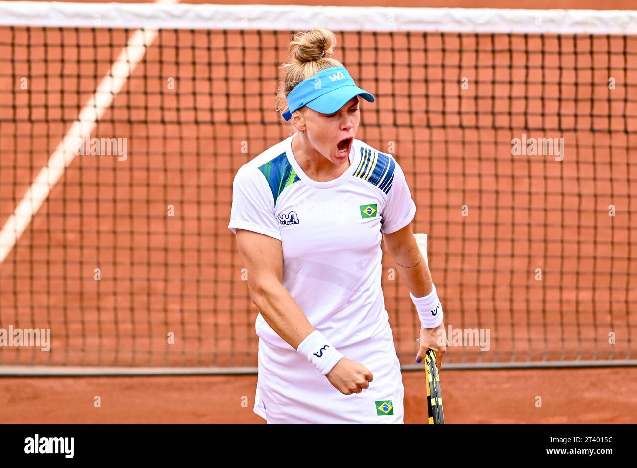 Santiago, Chile. 27th Oct, 2023. Tennis at the 2023 Pan American Games taking place this Friday morning (27), on the central court in Santiago de Chile. Laura Picossi (BRA) x Jamie Loeb (USA) Credit: Celso Pupo/FotoArena/Alamy Live News Stock Photo