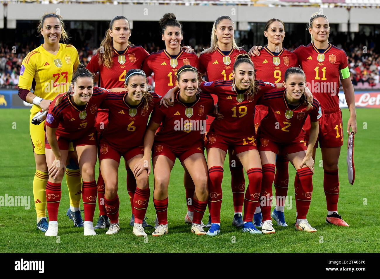 Salerno, Italy. 27th Oct, 2023. Spain players pose for a team photo during the UEFA Women Nations League A football match between Italy and Spain at Arechi stadium in Salerno (Italy), October 27th, 2023. Credit: Insidefoto di andrea staccioli/Alamy Live News Stock Photo