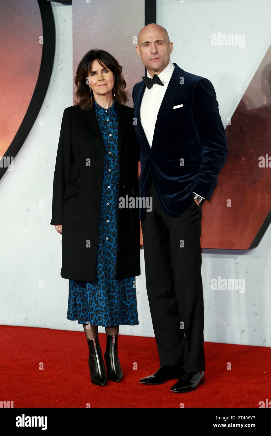 London, UK. 04th Dec, 2019. Mark Strong and Liza Marshall attend the '1917' World Premiere and Royal Performance at Odeon Luxe Leicester Square in London, England. (Photo by Fred Duval/SOPA Images/Sipa USA) Credit: Sipa USA/Alamy Live News Stock Photo