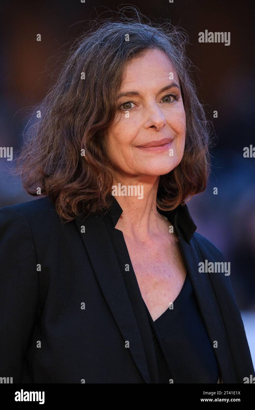 Agnese nano hi-res stock photography and images - Alamy, image size:866x1390