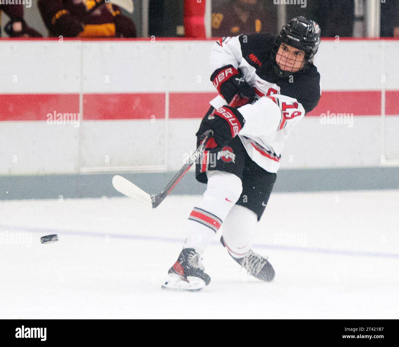 Columbus, Ohio, USA. 27th Oct, 2023. Ohio State Buckeyes defenseman