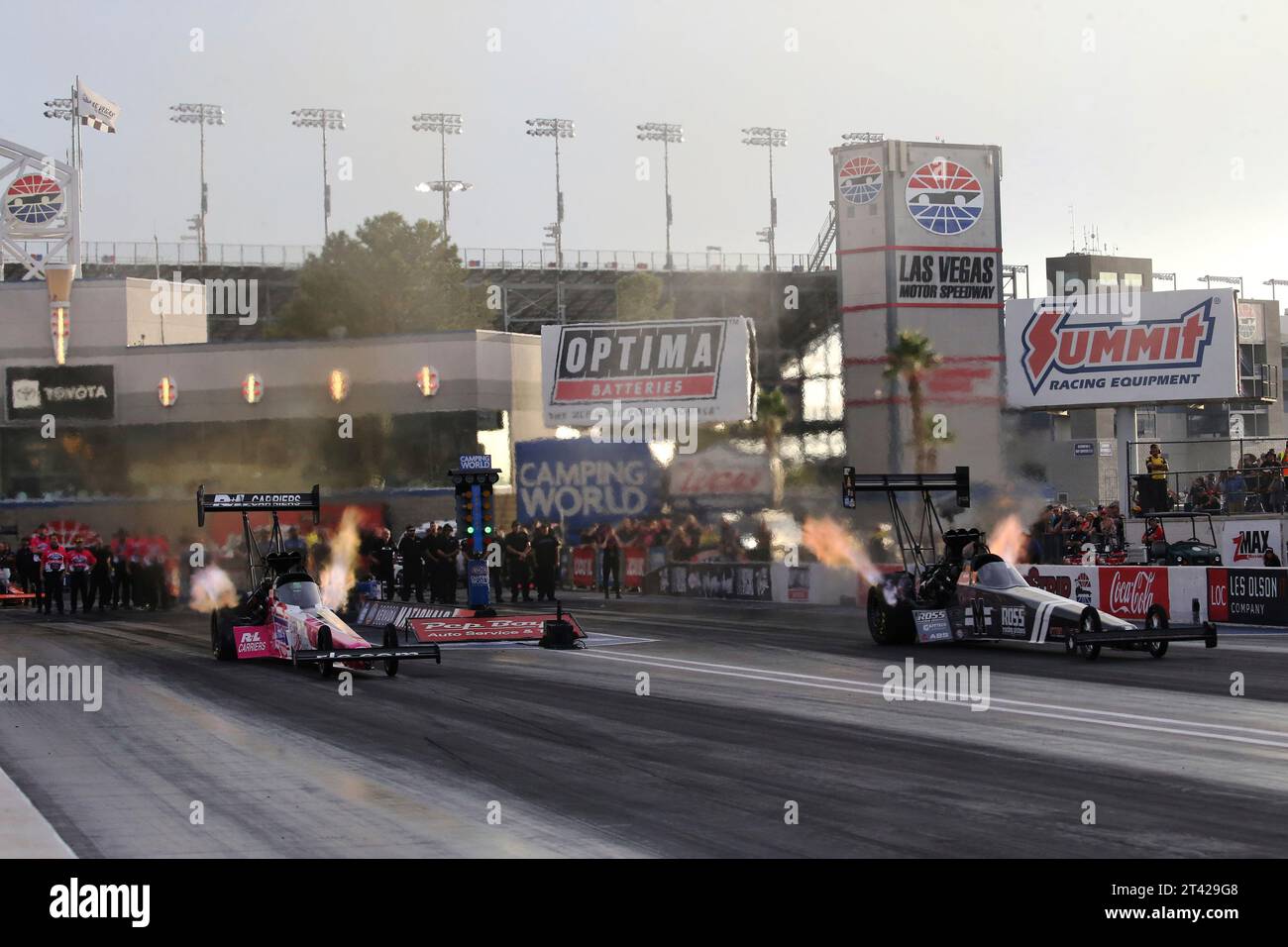 LAS VEGAS, NV - OCTOBER 27: Josh Hart (7 TF) R+L Carriers/TechNet NHRA ...