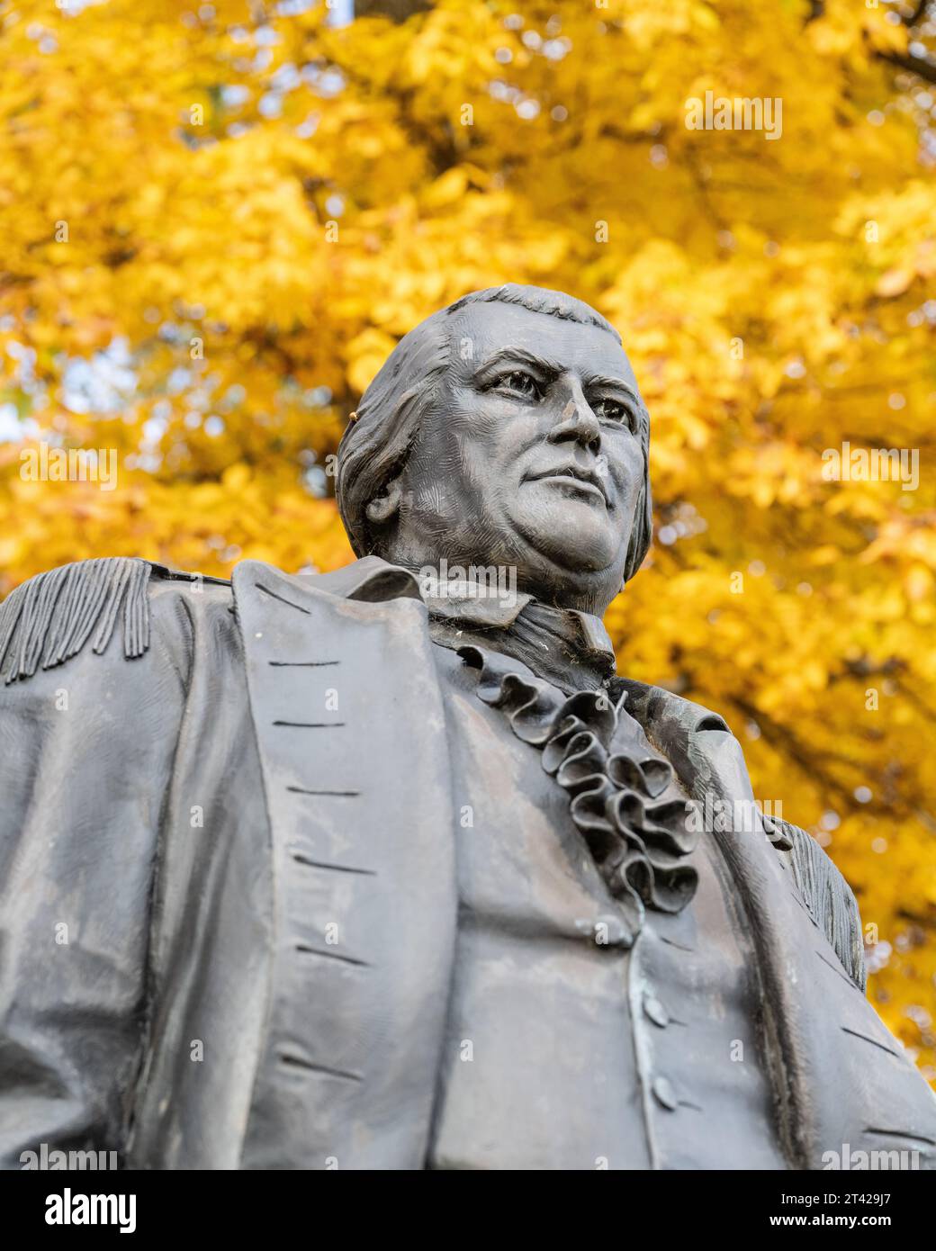 Valley Forge, PA USA 27th, Oct. 2023 - Statue of Revolutionary War Maj. General Nathaniel Greene. Beautiful fall weather in Valley Forge National Park in the mid-Atlantic region of the United States with fall colors peaking. Credit: Don Mennig / Alamy News Stock Photo