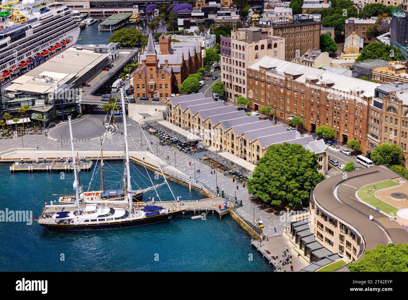 Harbor features buildings hi-res stock photography and images - Alamy