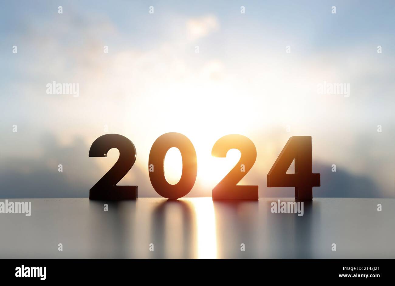 New Year's sunrise and bright sun, a brilliant light sunrise scene that promises a hopeful New Year's wish in 2024 Stock Photo