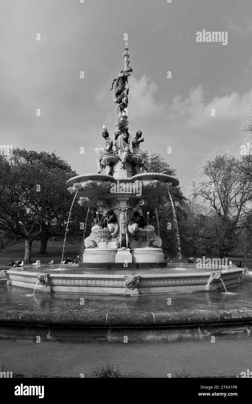 The Ross fountain in Princes Street Gardens, Edinburgh city, Scotland, UK Stock Photo