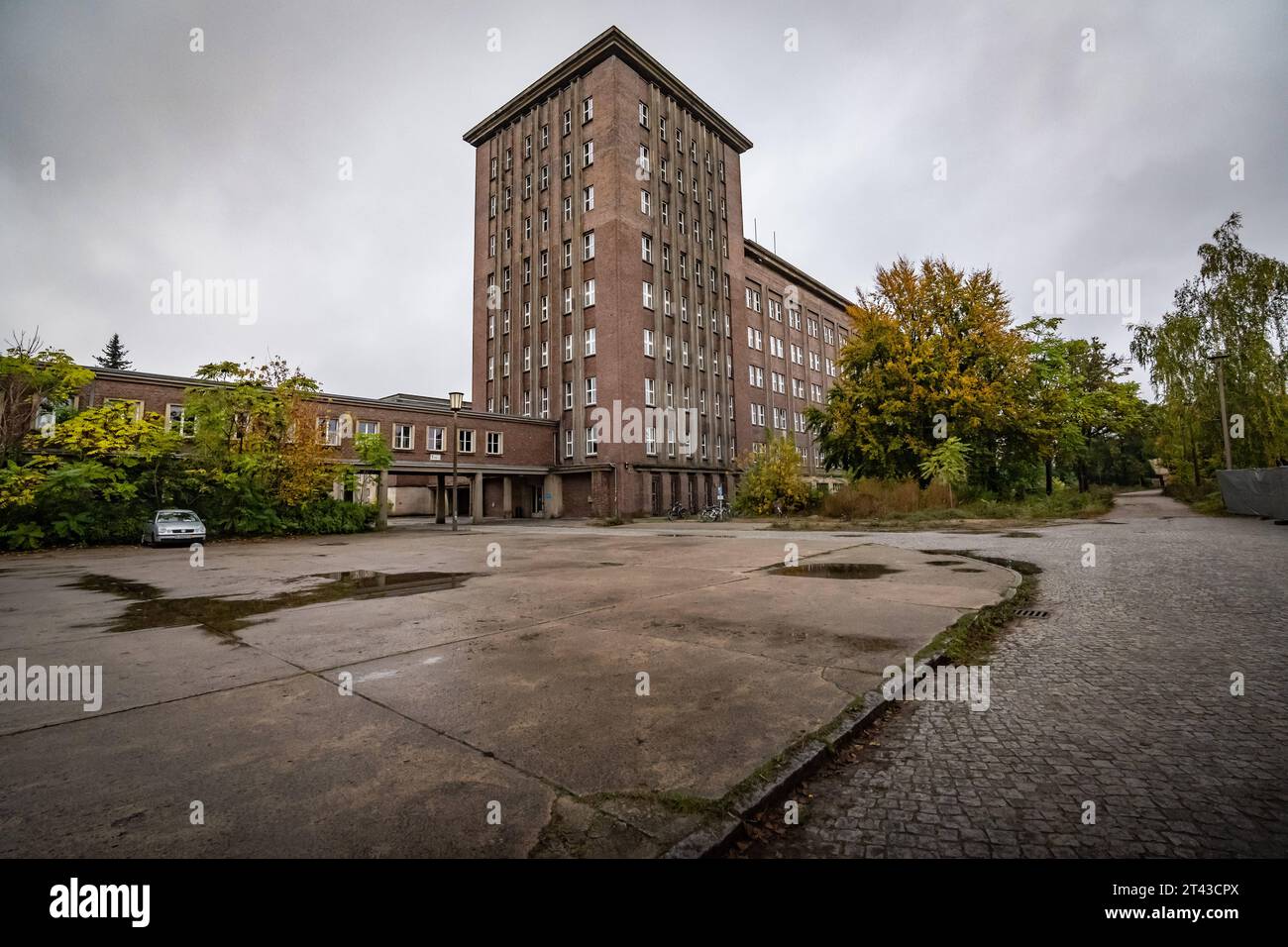 Funkhaus Berlin Nalepastrasse Hi res Stock Photography And Images Alamy funkhaus-berlin-nalepastrasse-hi-res-stock-photography-and-images-alamy