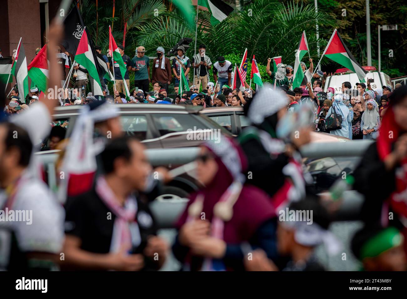 Wilayah Persekutuan, Malaysia. 28th Oct, 2023. Thousands of ...