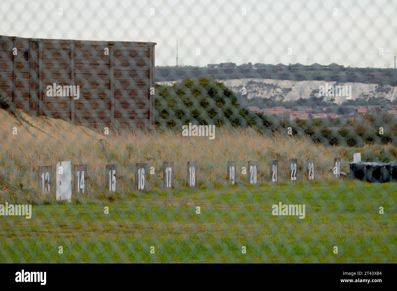 ENGLAND COASTAL PATH, PORTSMOUTH HARBOUR, WHALE ISLAND, PORTSMOUTH,  TIPNER FIRING RANGE. .PIC MIKE WALKER 2023 Stock Photo