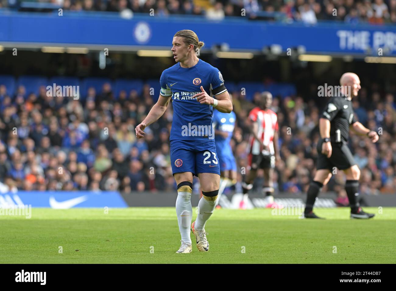 London, UK. 28th Oct, 2023. Conor Gallagher of Chelsea during the Chelsea vs Brentford Premier League match at Stamford Bridge London Credit: MARTIN DALTON/Alamy Live News Stock Photo