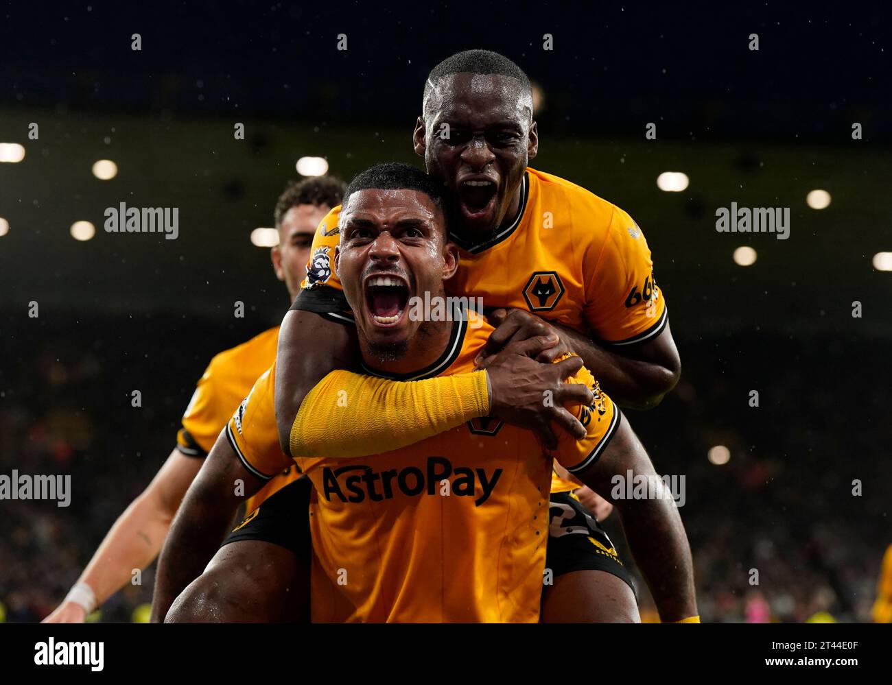 Wolverhampton, UK. 28th Oct, 2023. Mario Lemina of Wolverhampton ...