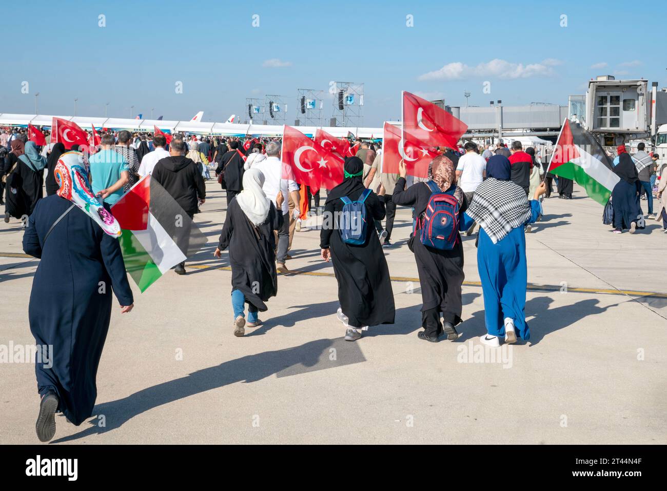 Yesilkoy, Istanbul, Turkey. 28th Oct, 2023. ProPalestine people attend