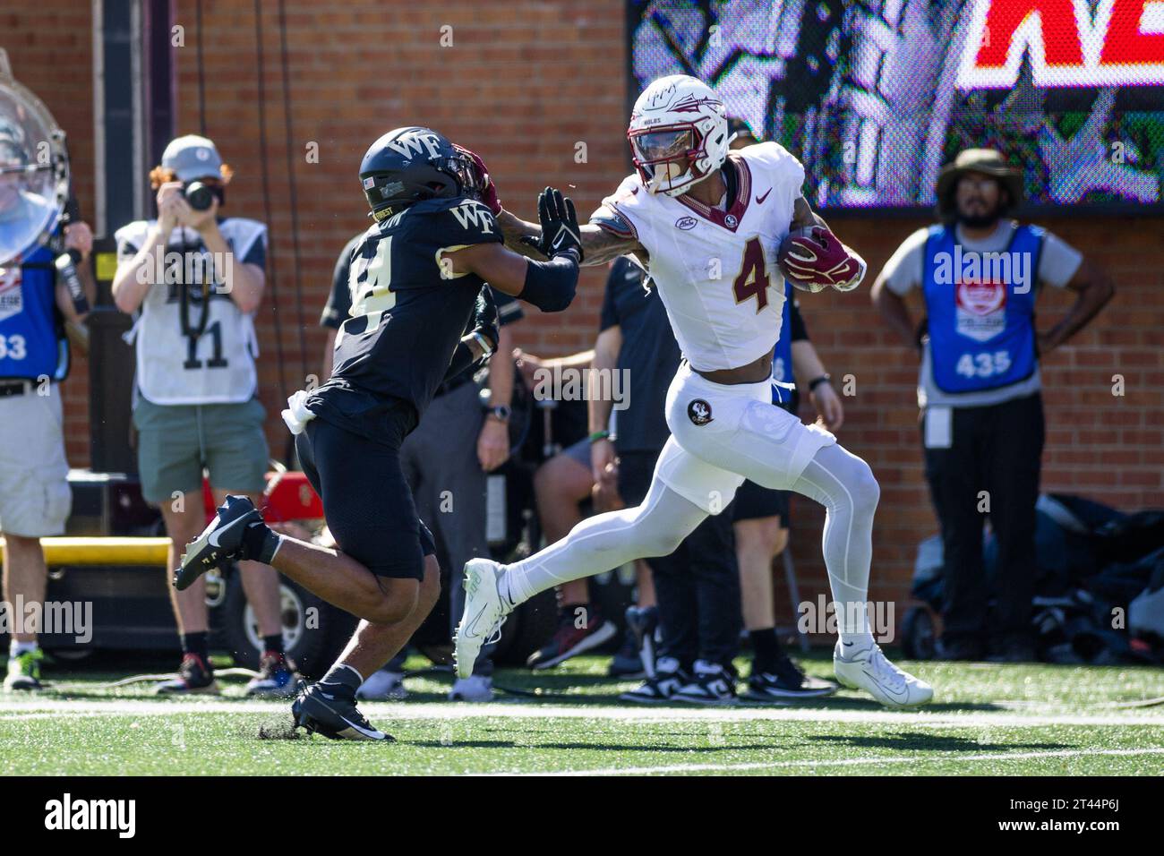 Winston-Salem, NC, USA. 28th Oct, 2023. Florida State Seminoles wide receiver Keon Coleman (4) catches a touchdown pass during the NCAA football game between the Florida State Seminoles and the Wake Forest Demon Deacons at Allegacy Federal Credit Union Stadium in Winston-Salem, NC. Jonathan Huff/CSM/Alamy Live News Stock Photo
