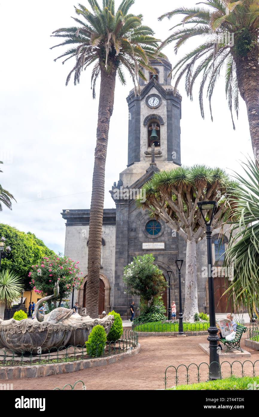 Iglesia de Nuestra Señora de la Peña de Francia (Catholic church), Place de la Iglesia, Old Town, Puerto de la Cruz, Tenerife, Canary Islands, Spain Stock Photo