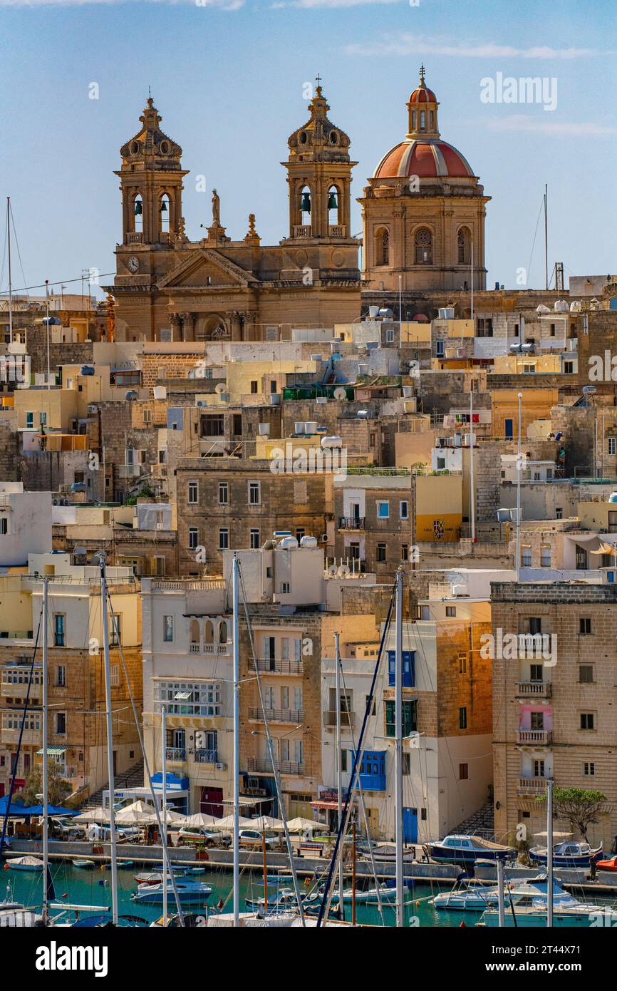 A majestic St Lawrence Chhurch in Senglea, one of the three cities that look over the capital of Malta, Valletta Stock Photo