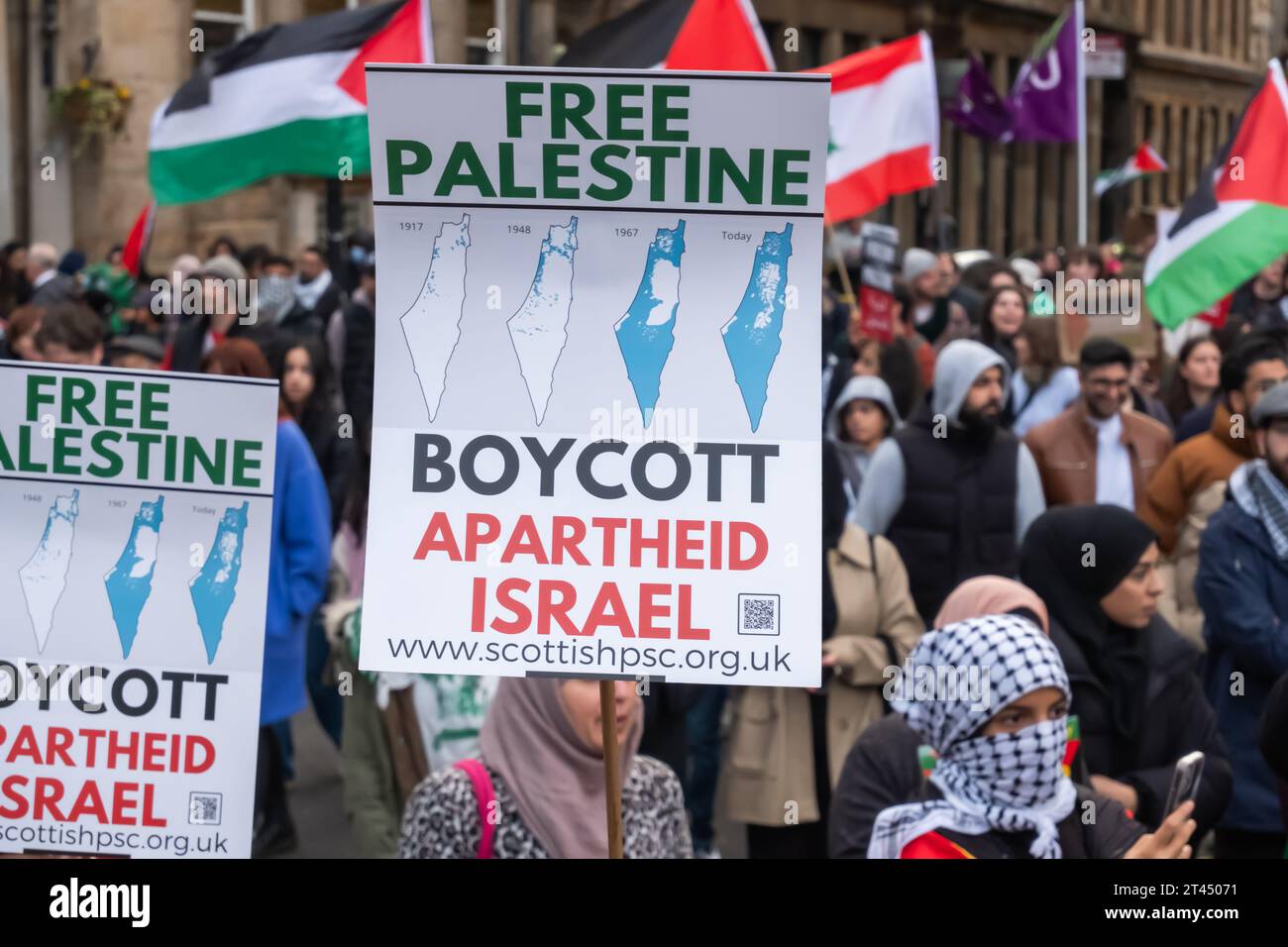Glasgow, Scotland, UK. 28th October, 2023. People supporting Palestine