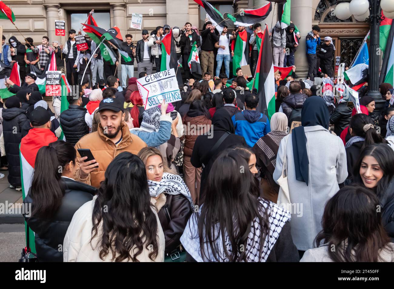 Glasgow, Scotland, UK. 28th October, 2023. People supporting Palestine