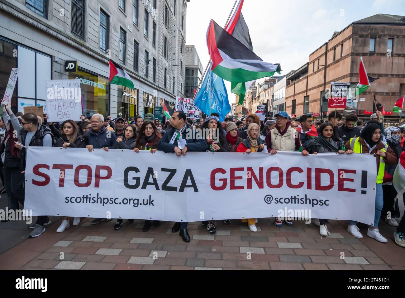 Glasgow, Scotland, UK. 28th October, 2023. People supporting Palestine