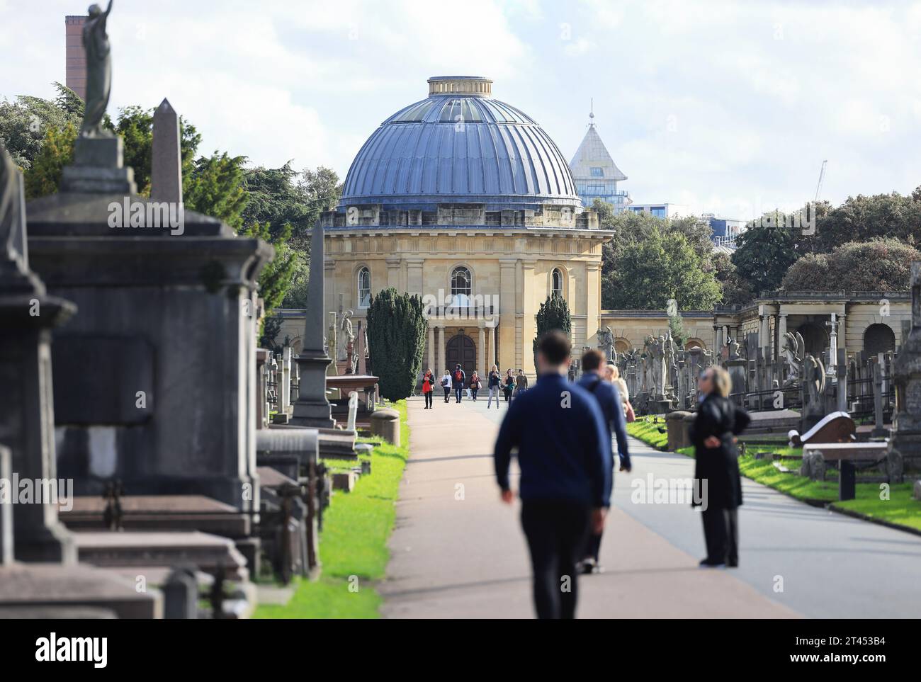 Autumn sunshine in Brompton Cemetery, one of London's Magnificent Seven, UK Stock Photo