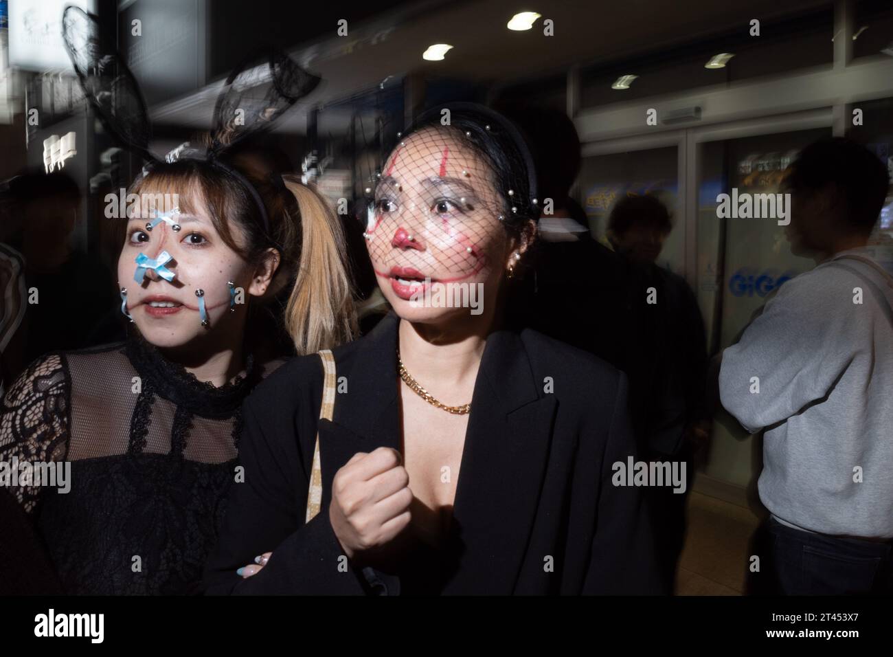 Tokyo, Japan. 28th Oct, 2023. Halloween revelers celebrate on a ...