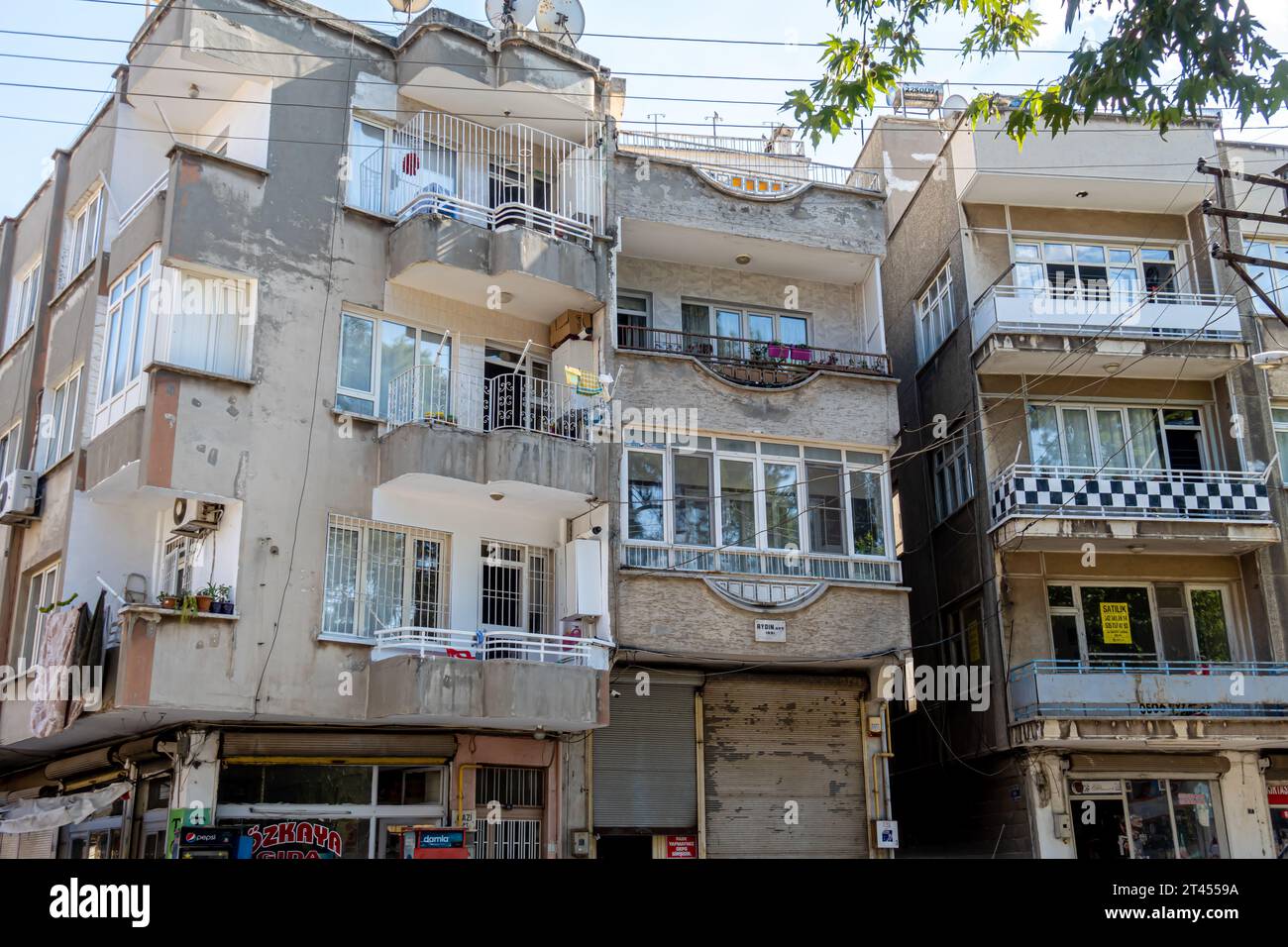 Old turkish houses hi-res stock photography and images - Alamy