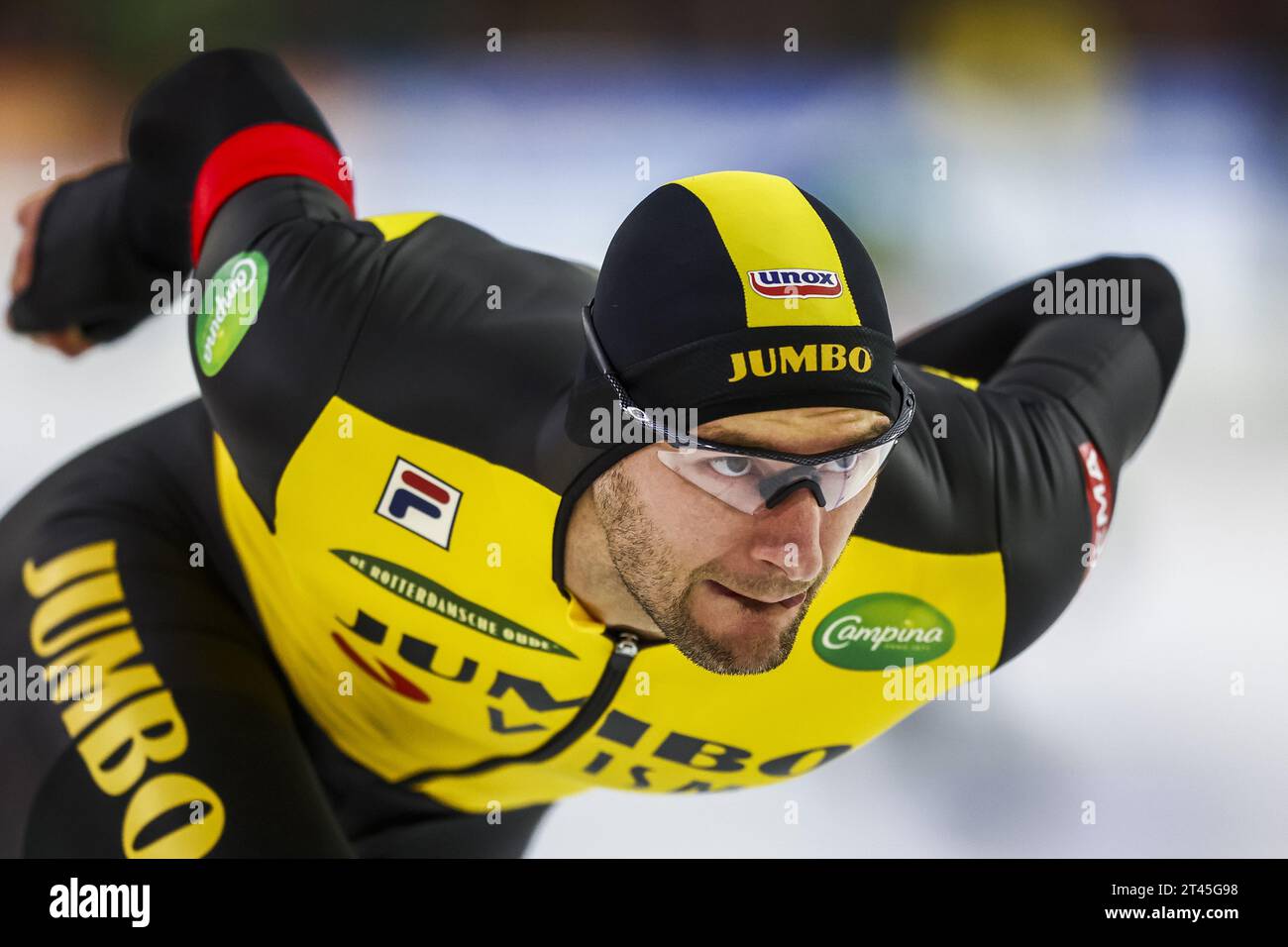 HEERENVEEN - Thomas Krol during the 1500m men in the Thialf ice stadium. The long track season starts with this three-day qualifying tournament for the World Cup. ANP VINCENT JANNINK Stock Photo