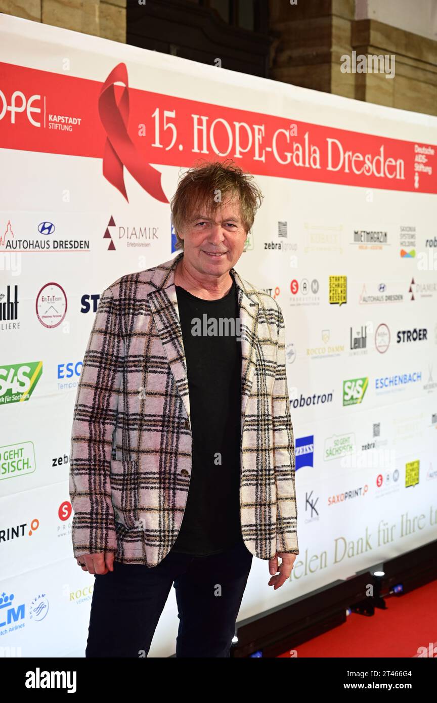 Peter Freudenthaler von Foolsgarden bei der 15. Hope Gala 2023 im Schauspielhaus. Dresden, 28.10.2023 Stock Photo