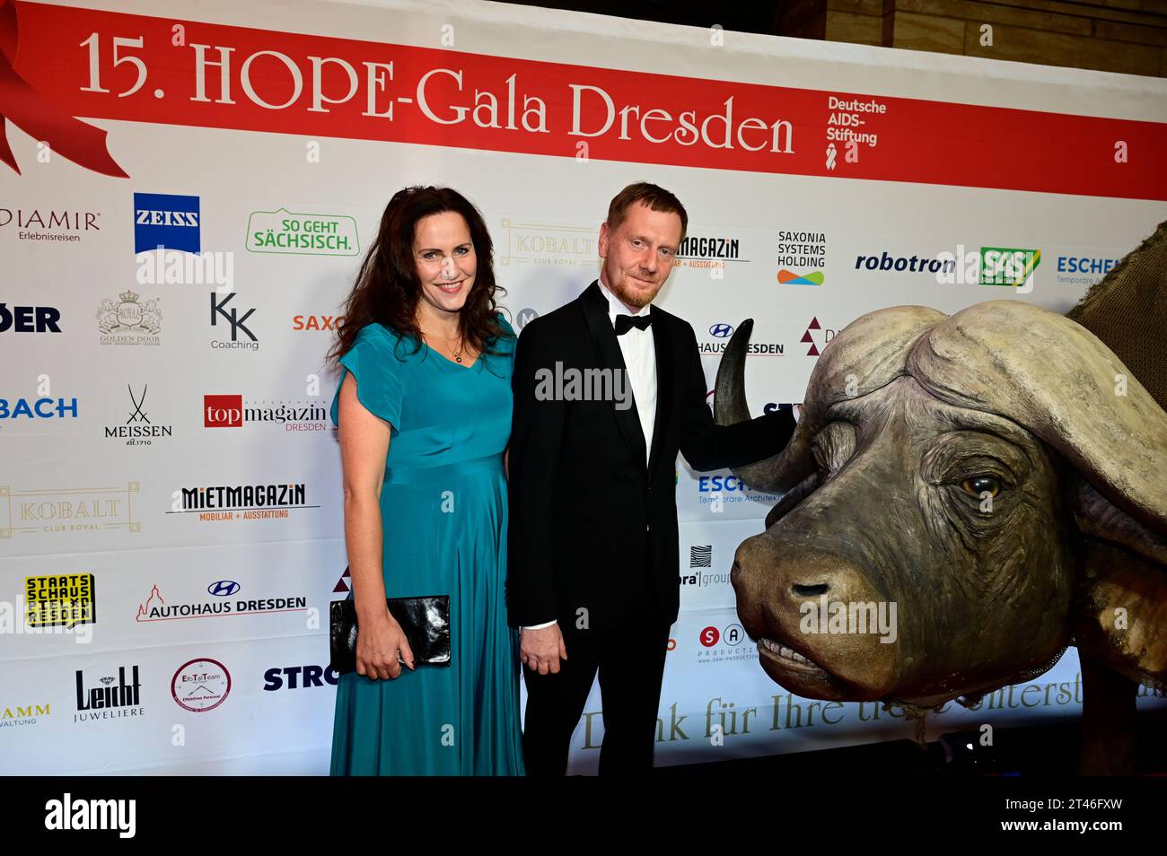Ministerpräsident Michael Kretschmer und Ehefrau Annett Hofmann bei der 15. Hope Gala 2023 im Schauspielhaus. Dresden, 28.10.2023 Stock Photo