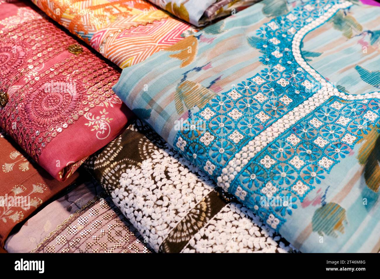 Transparent saree hi-res stock photography and images - Alamy