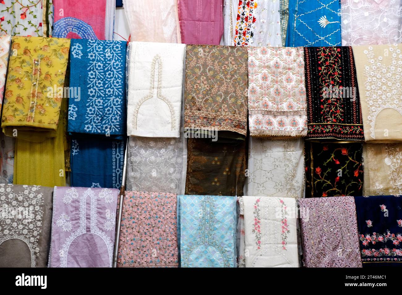The Different Types of Fabric for Dress Shirt - Bahadu Bespoke