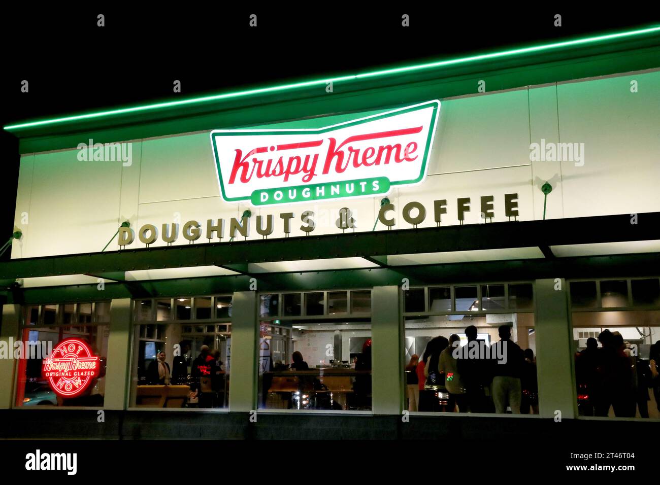 Krispy kreme hi-res stock photography and images - Page 6 - Alamy