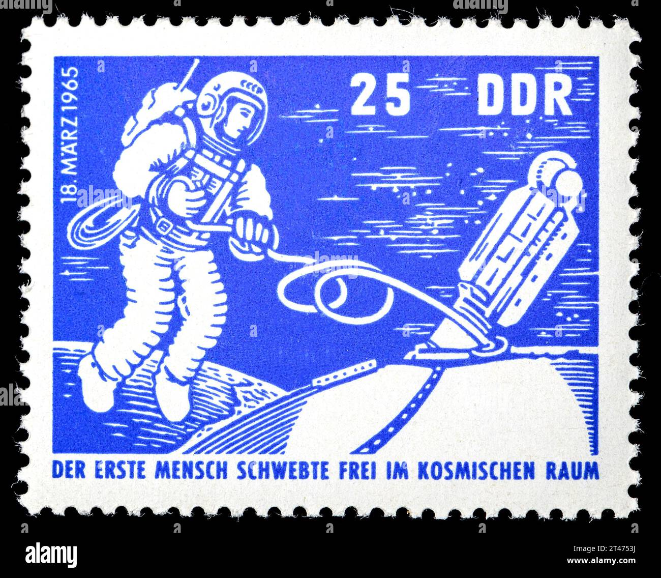East German (DDR) postage stamp (1965) : First spacewalk - by Pavel Belyayev (1925-1970), Alexei Leonov (1934-2019) Stock Photo
