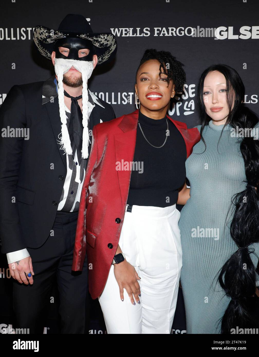 Noah Cyrus Says Internet Trolls Made Her 'Suicidal', image size:1008x1390