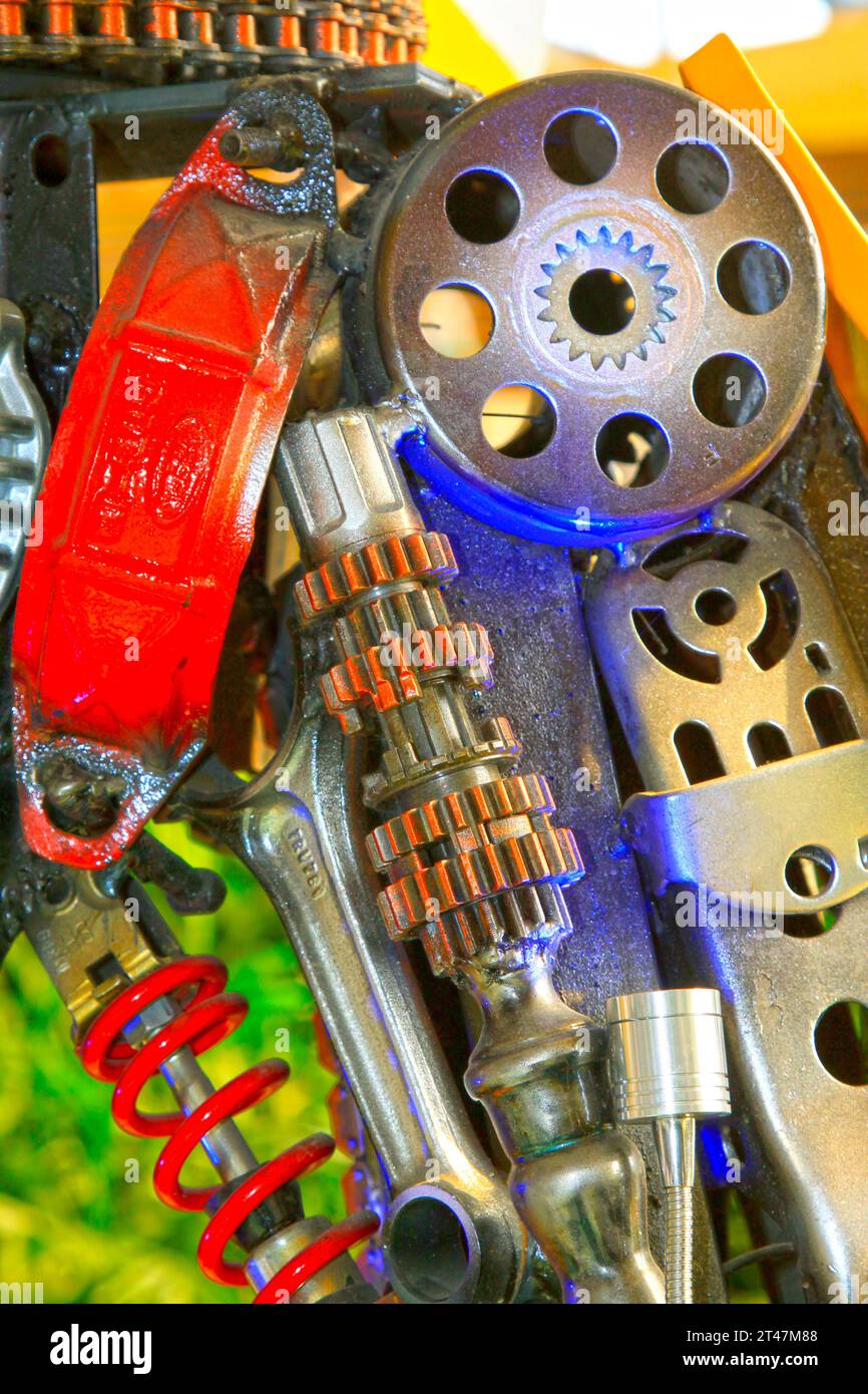 Spring Gear Plae Copper metal spring hi-res stock photography and images - Alamy