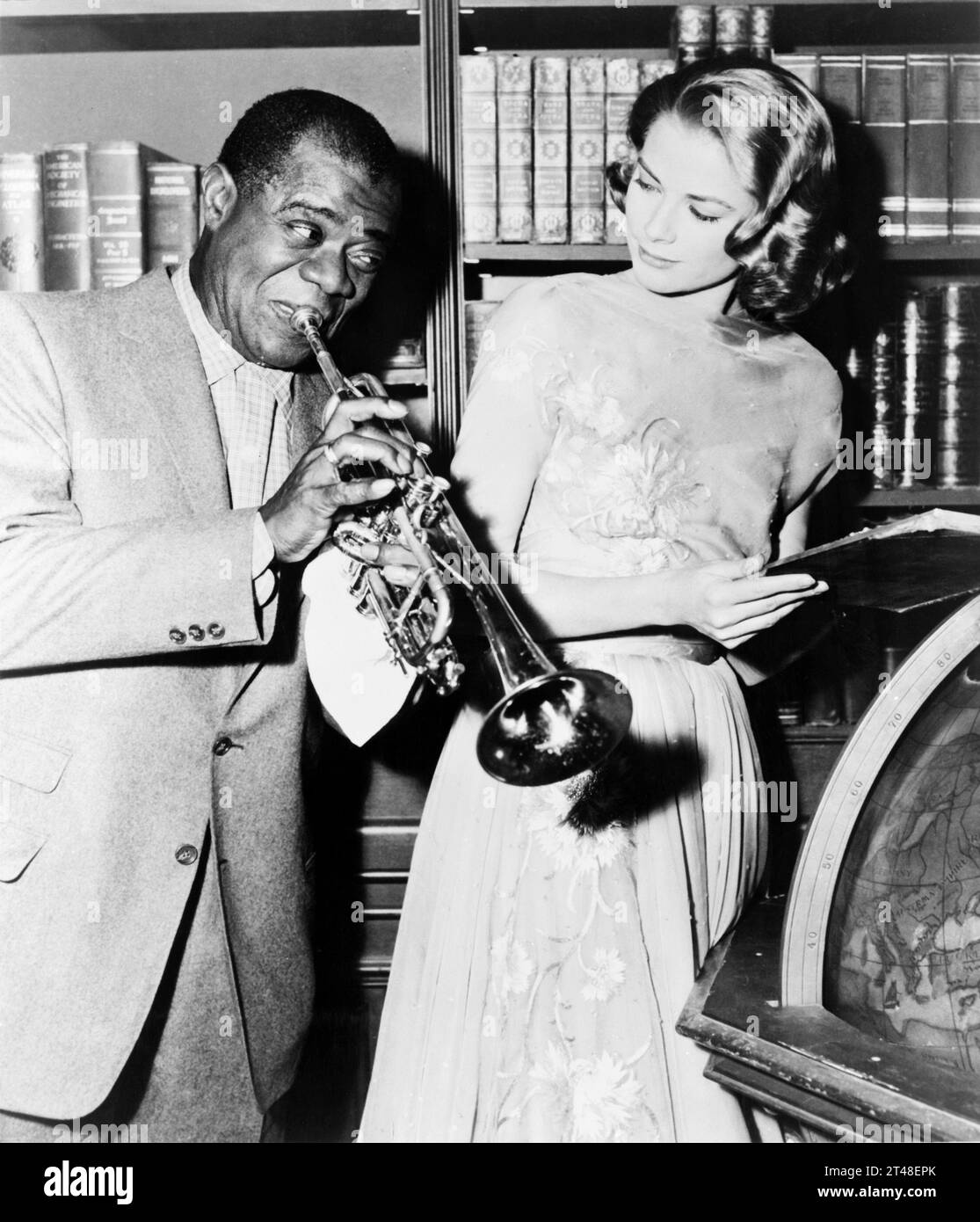 Louis Armstrong and Grace Kelly on the set of 'High Society', 1956 Stock Photo