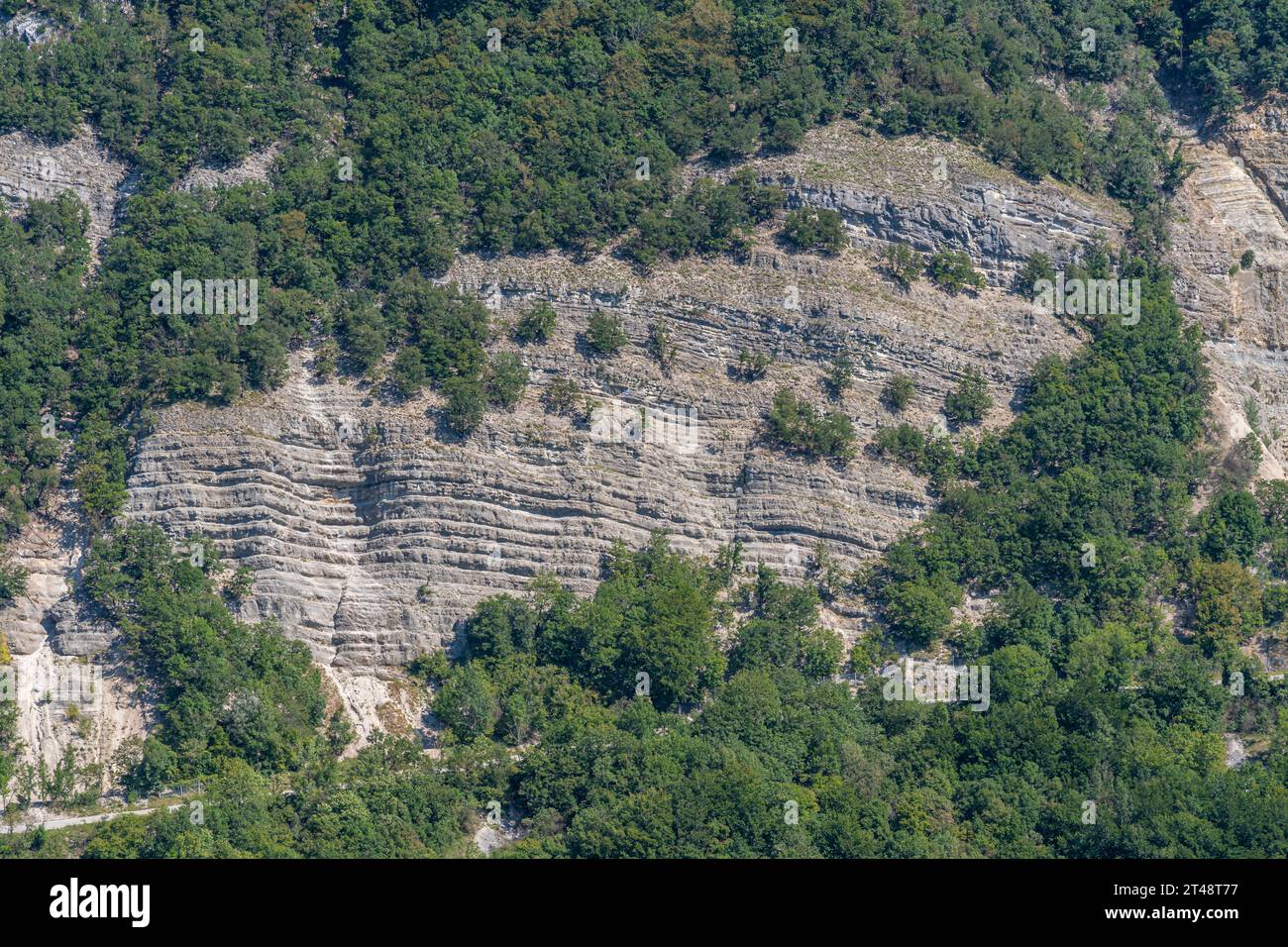 View dtetail of the rock of the Combe de l'Enfer from the Vuache mountain Stock Photo