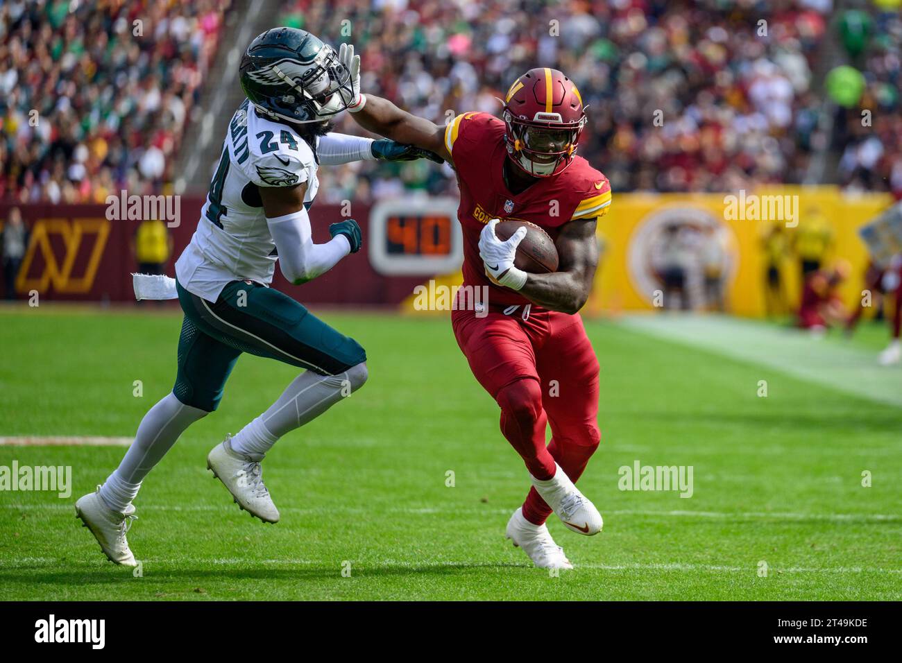 Landover, MD, USA. 29th Oct, 2023. Washington Commanders running back ...