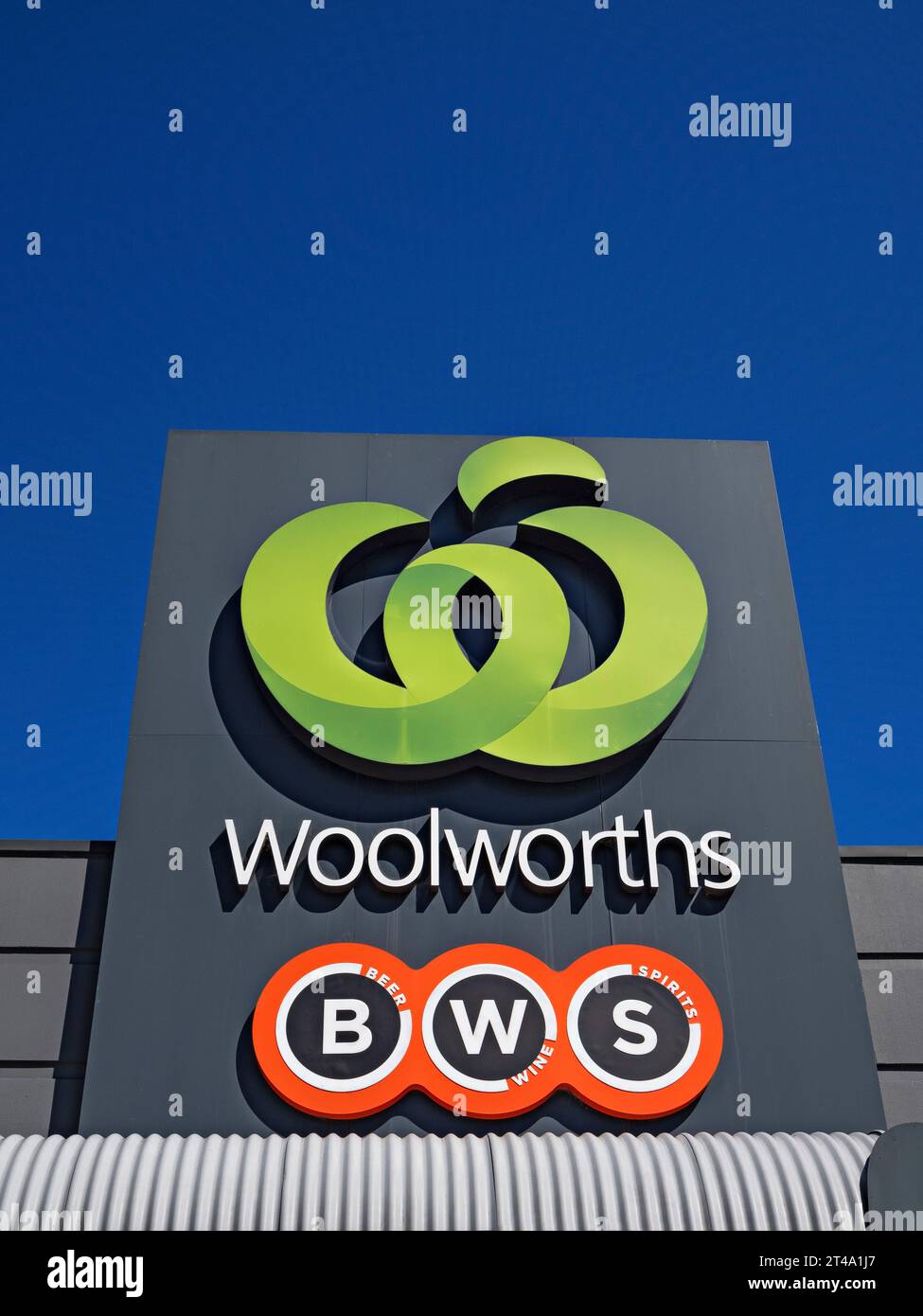 Melbourne Australia / Woolworths Supermarket in Pratt Street Moonee